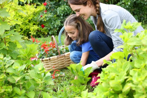 Screen reader friendly Balham landscaping page structure